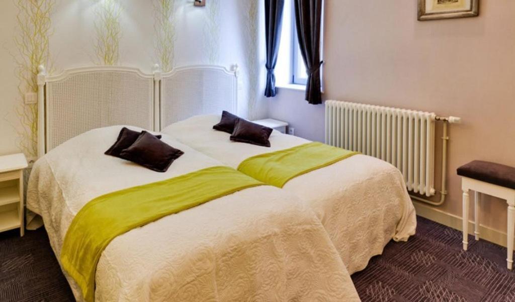 La Maison Des Officiers Montier-en-Der Zimmer foto
